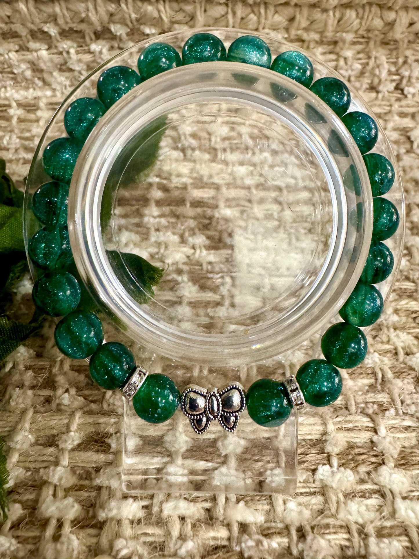 Jade green sparkle w/bow. B