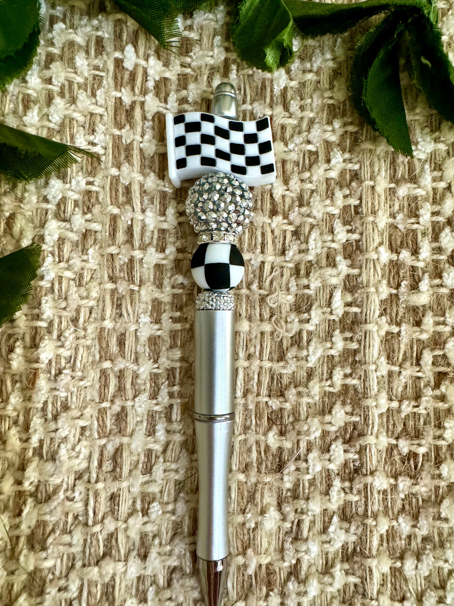 Checkered flag- silver base. P