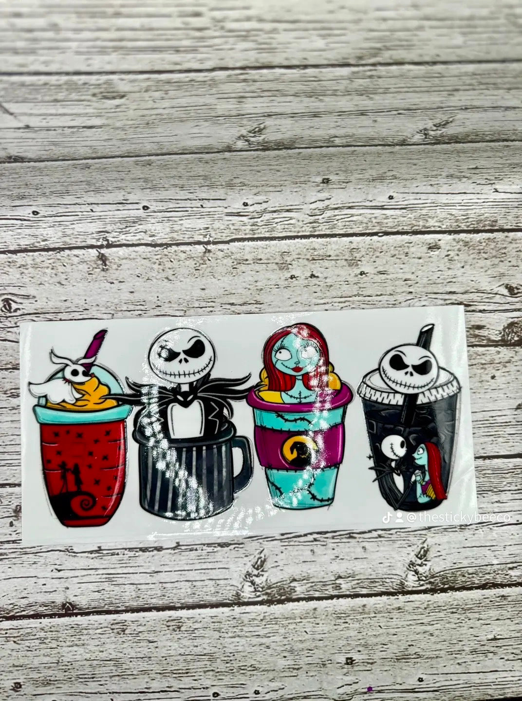 Character Wraps – Sticky Bee