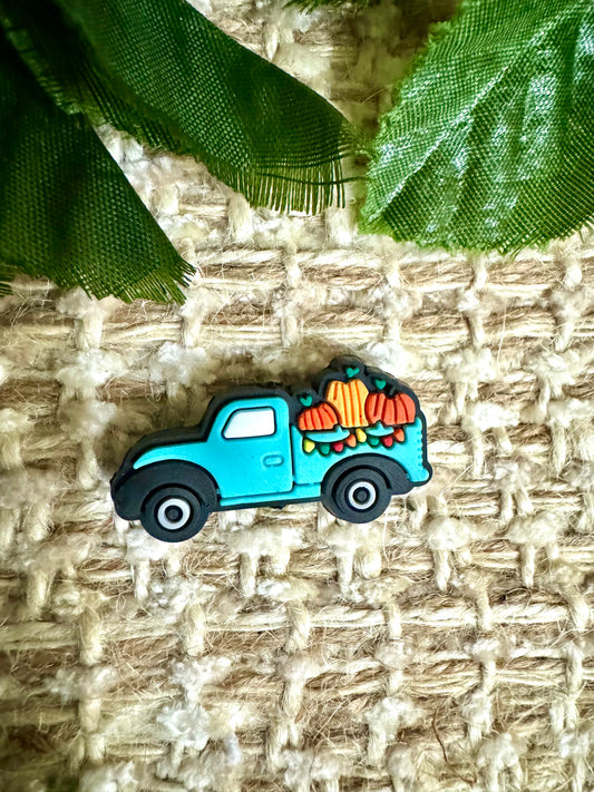 Truck w/pumpkins. F